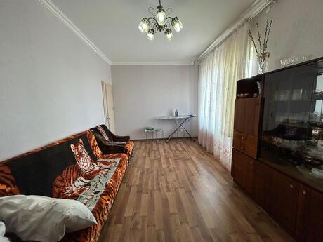4 otaqlı köhnə tikili - Xırdalan - 110 m²