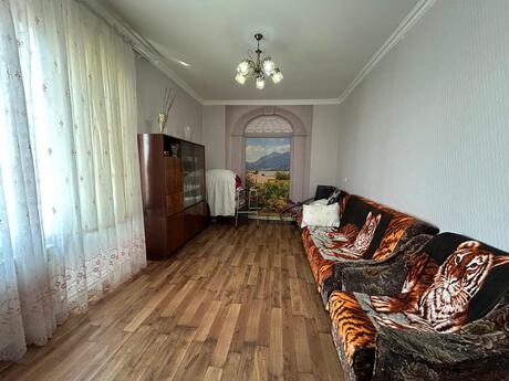 4 otaqlı köhnə tikili - Xırdalan - 110 m²