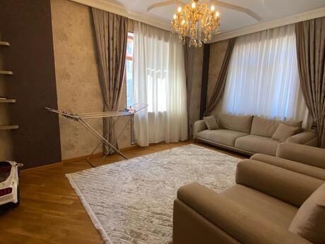 3 otaqlı yeni tikili - Bakıxanov q. - 94 m²