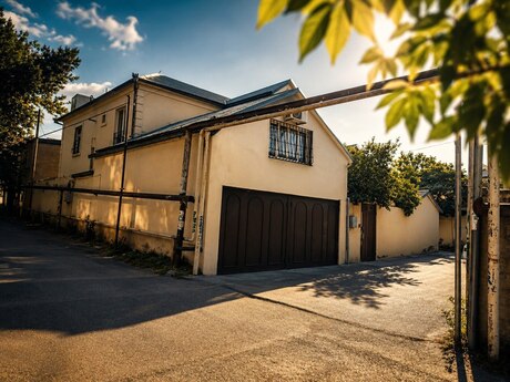 7 otaqlı həyət evi/bağ evi - Bakıxanov q. - 310 m²