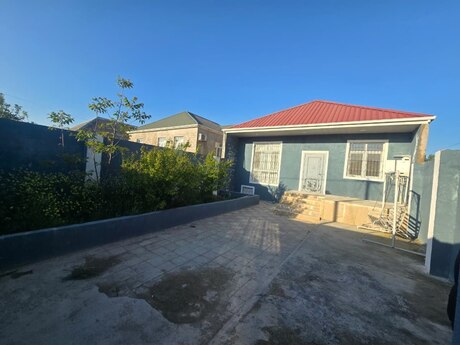 4 otaqlı həyət evi/bağ evi - Binə q. - 120 m²
