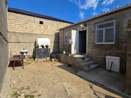 3 otaqlı həyət evi/bağ evi - Binə q. - 100 m²