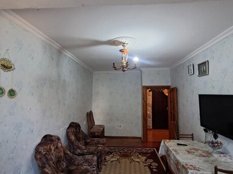 2 otaqlı köhnə tikili - Həzi Aslanov m. - 60 m²