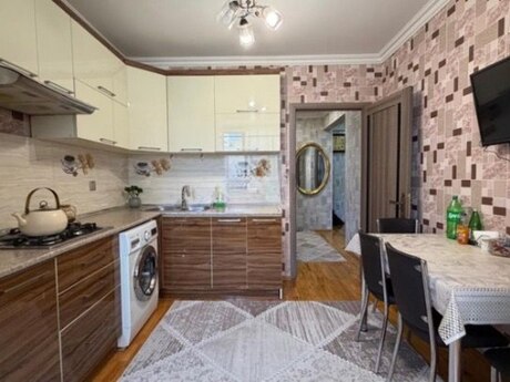 3 otaqlı köhnə tikili - Memar Əcəmi m. - 85 m²