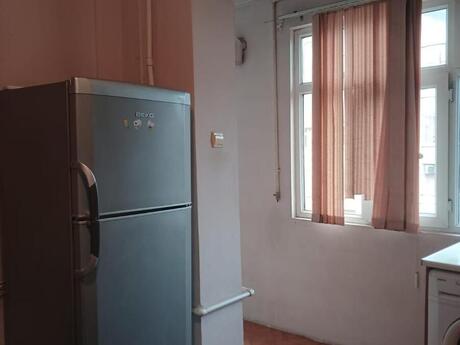 1 otaqlı köhnə tikili - 20 Yanvar m. - 32 m²