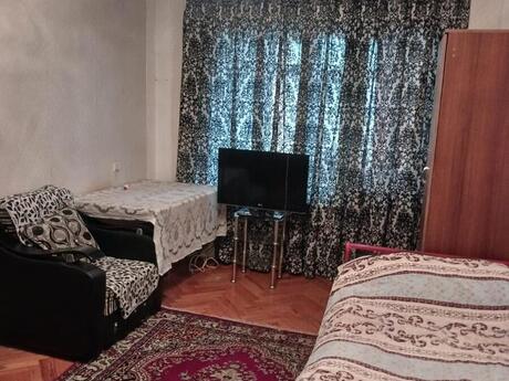 1 otaqlı köhnə tikili - 20 Yanvar m. - 32 m²