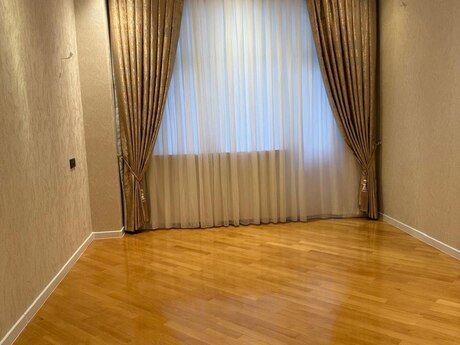3 otaqlı yeni tikili - Elmlər Akademiyası m. - 121.8 m²
