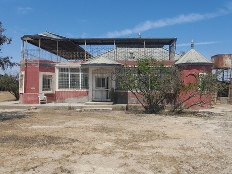 6 otaqlı həyət evi/bağ evi - Türkan q. - 164 m²