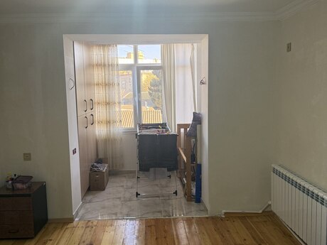 3 otaqlı köhnə tikili - Badamdar q. - 70 m²
