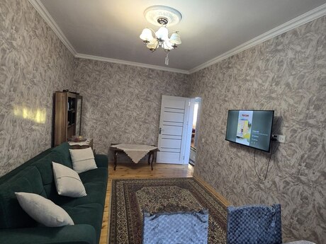 5 otaqlı həyət evi/bağ evi - Binə q. - 100 m²