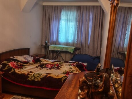 3 otaqlı köhnə tikili - Qara Qarayev m. - 90 m²