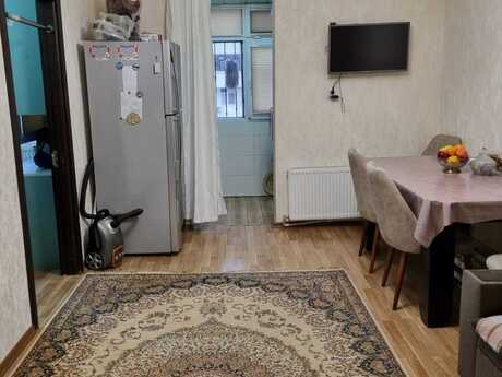 3 otaqlı köhnə tikili - Azadlıq Prospekti m. - 50 m²