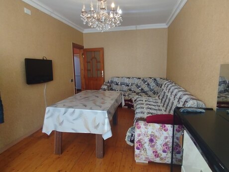 3 otaqlı köhnə tikili - Həzi Aslanov m. - 65 m²