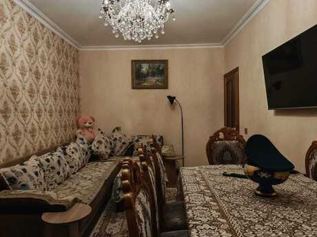 3 otaqlı köhnə tikili - Əhmədli m. - 75 m²