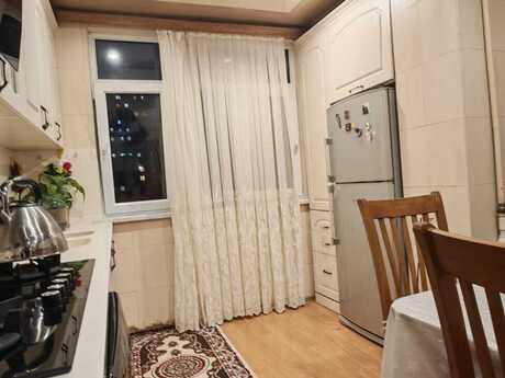 3 otaqlı köhnə tikili - Əhmədli m. - 75 m²