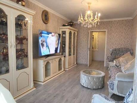 3 otaqlı köhnə tikili - 28 May m. - 90 m²