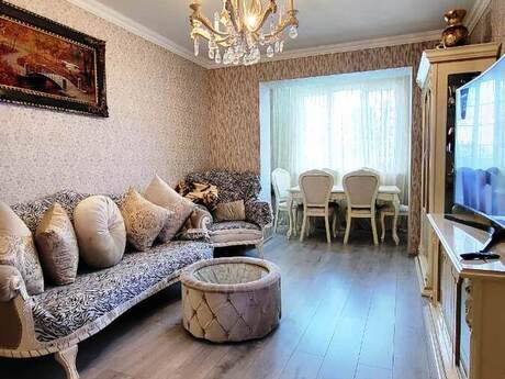 3 otaqlı köhnə tikili - 28 May m. - 90 m²