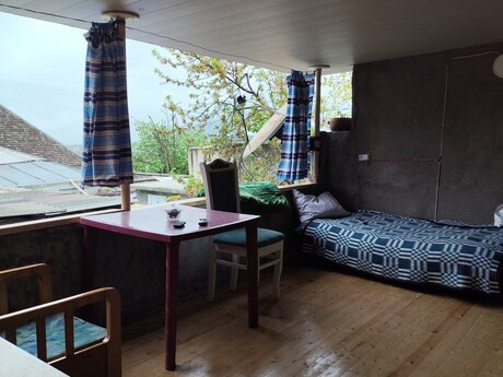 2 otaqlı həyət evi/bağ evi - Şəki - 50 m²