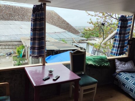 2 otaqlı həyət evi/bağ evi - Şəki - 50 m²