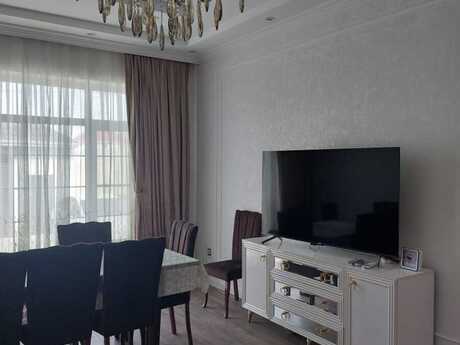 6 otaqlı həyət evi/bağ evi - Nardaran q. - 250 m²