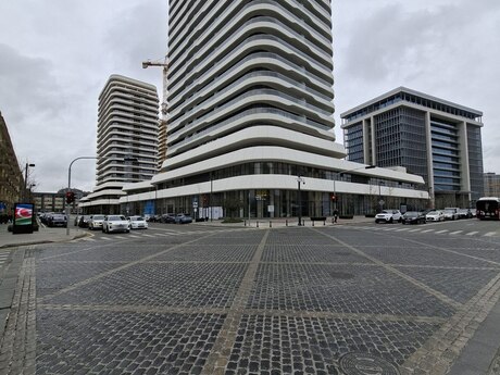 Obyekt - Ağ şəhər q. - 250 m²