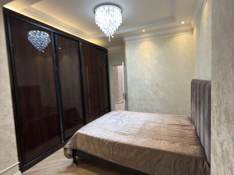 2 otaqlı mənzil, 110 m², Şah İsmayıl Xətai: 400 000 ₼ 5