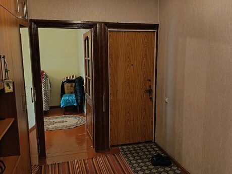 4 otaqlı köhnə tikili - Azadlıq Prospekti m. - 87 m²
