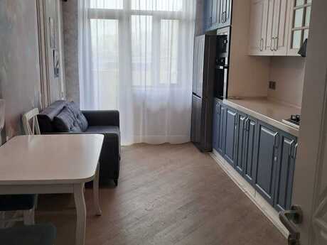 2 otaqlı yeni tikili - Elmlər Akademiyası m. - 95 m²