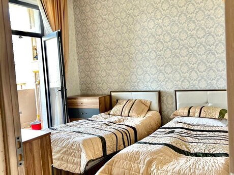 2 otaqlı yeni tikili - 28 May m. - 70 m²