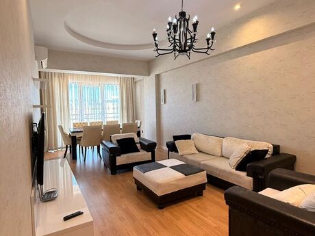 3 otaqlı yeni tikili - Şah İsmayıl Xətai m. - 147 m²
