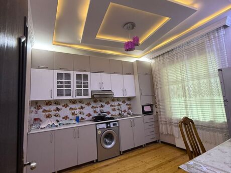 4 otaqlı həyət evi/bağ evi - Binəqədi q. - 130 m²