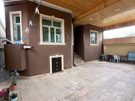 4 otaqlı həyət evi/bağ evi - Binəqədi q. - 130 m²