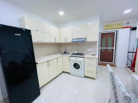 2 otaqlı köhnə tikili - 28 May m. - 45 m²
