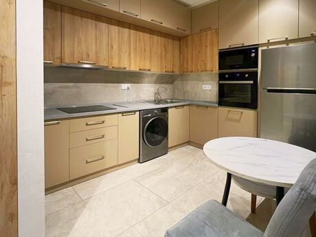 2 otaqlı yeni tikili - 8 Noyabr m. - 70 m²