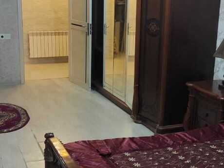 4 otaqlı yeni tikili - Elmlər Akademiyası m. - 182 m²