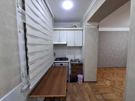 2-комн. вторичка - м. Иншаатчылар - 40 м²