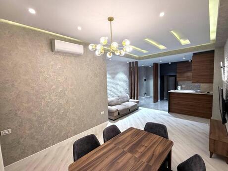 3 otaqlı yeni tikili - Şah İsmayıl Xətai m. - 100 m²