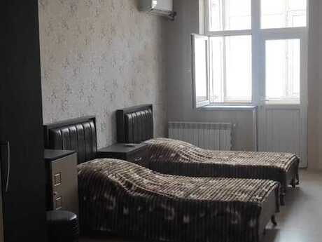 4 otaqlı yeni tikili - Elmlər Akademiyası m. - 182 m²