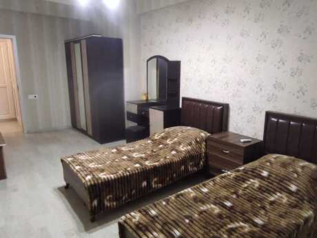 4 otaqlı yeni tikili - Elmlər Akademiyası m. - 182 m²