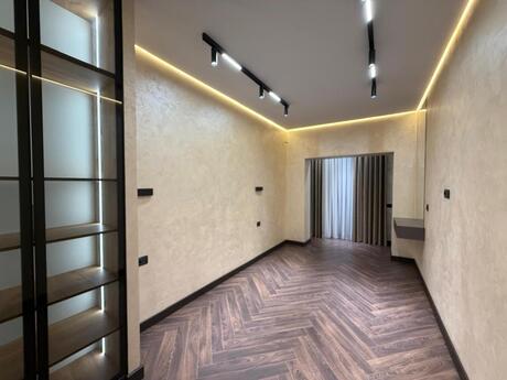 Elan №6131600 - Bakı, Şah İsmayıl Xətai m., 2 otaqlı, 70 m², 3/19 mərtəbə