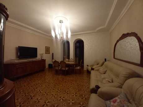 2-комн. вторичка - Насиминский  р. - 70 м²