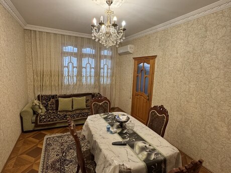 2 otaqlı köhnə tikili - Memar Əcəmi m. - 42 m²
