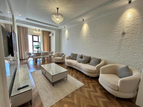 2 otaqlı yeni tikili - İçəri Şəhər m. - 75 m²