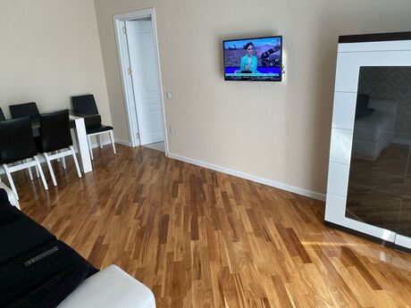 2 otaqlı yeni tikili - 28 May m. - 75 m²