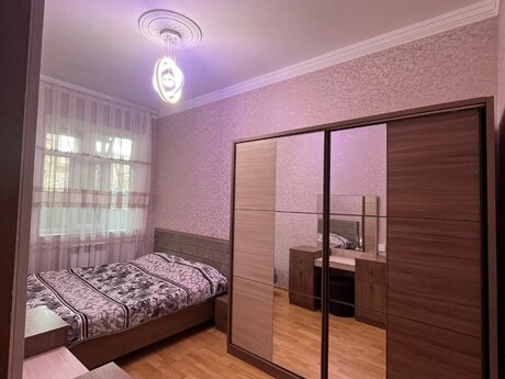 3 otaqlı köhnə tikili - Bakıxanov q. - 77 m²