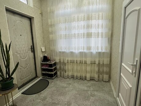 3 otaqlı köhnə tikili - Bakıxanov q. - 77 m²