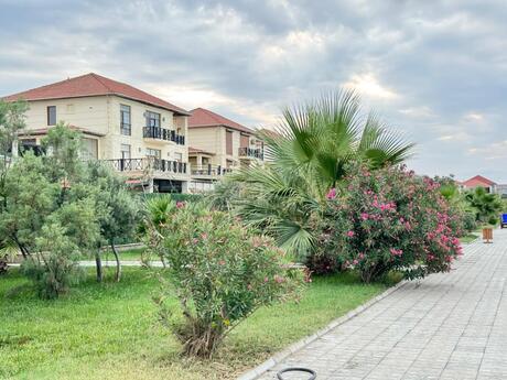 2 otaqlı həyət evi/bağ evi - Xəzər r. - 75 m²