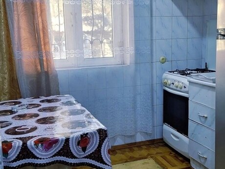 2 otaqlı köhnə tikili - Sumqayıt - 53 m²