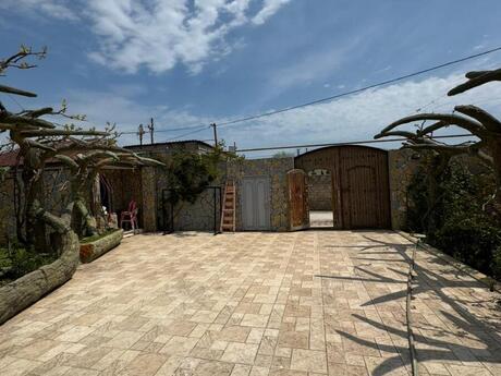 4 otaqlı həyət evi/bağ evi - Xəzər r. - 150 m²