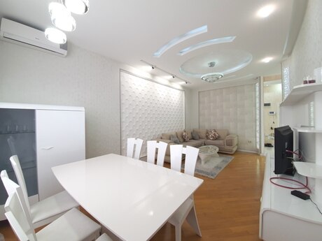 3-комн. новостройка - м. Низами - 95 м²